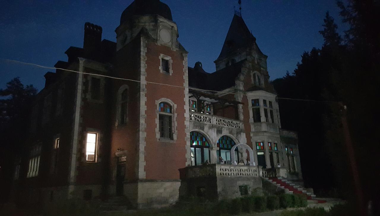 Villa Dofteana Park Leorzeni Esterno foto